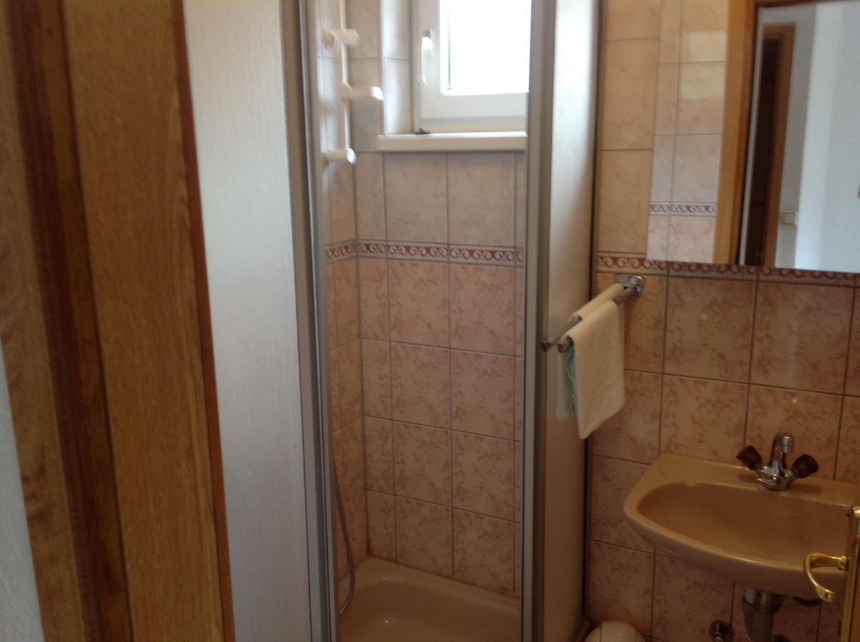 Katarina Apartments And Rooms Sibinj Krmpotski Room photo